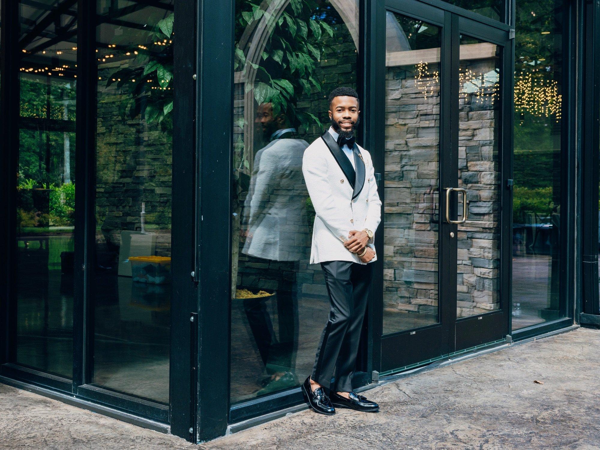 carousel-hero-element image-7